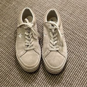 Converse beige one star